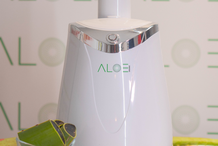 Предност во Светот на Убавината: AloeFace PRO – Апарат за Органски 3Д Маски за Лице